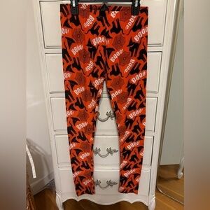 halloween BOO orange black leggings size Medium